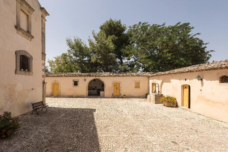 Villa Zottopera Chiaramonte Gulfi Exterior foto